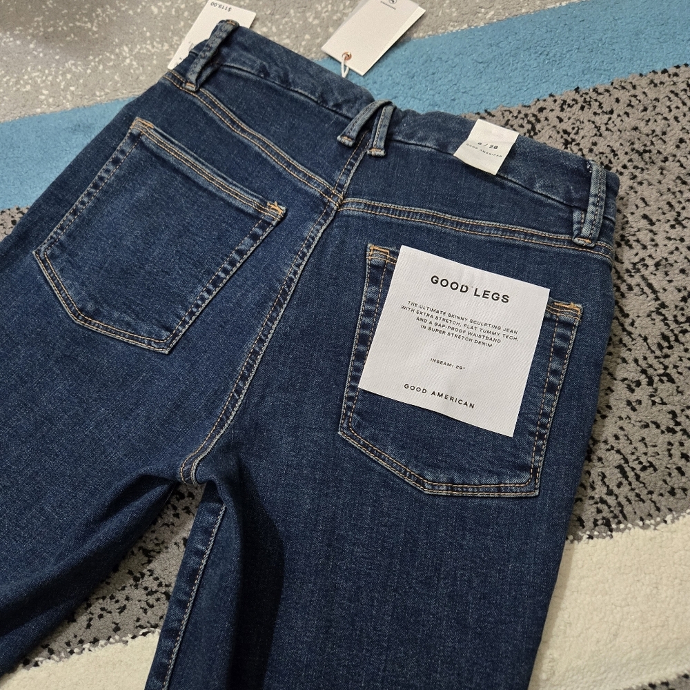 Good American Good Legs Skinny Jeans, 6/28, NWT - Picture 13 of 14